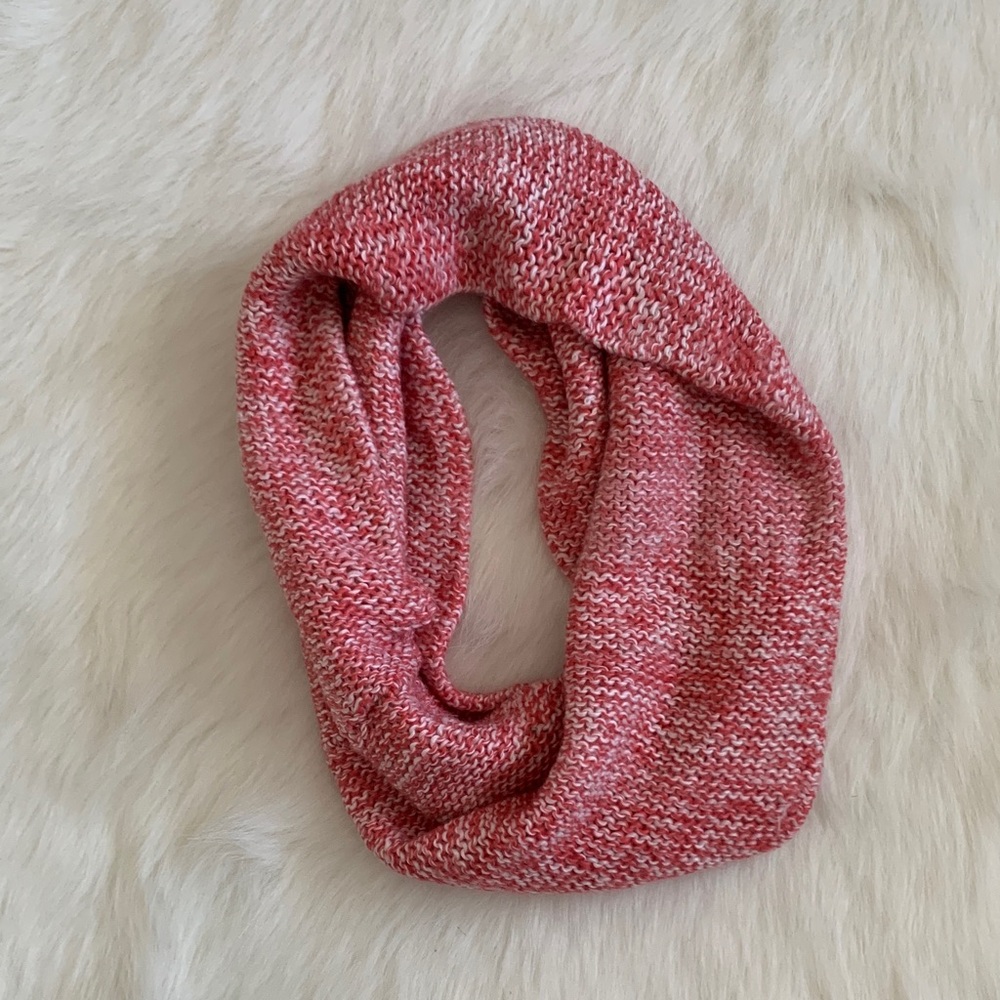 Old Navy Pink Knit Scarf
